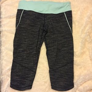 Lululemon Crop Capri Leggings
